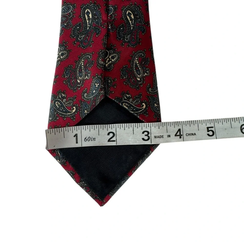 Kuppenheimer Men Paisley Neck Tie Quiet Luxury Old Money Career Professional Red